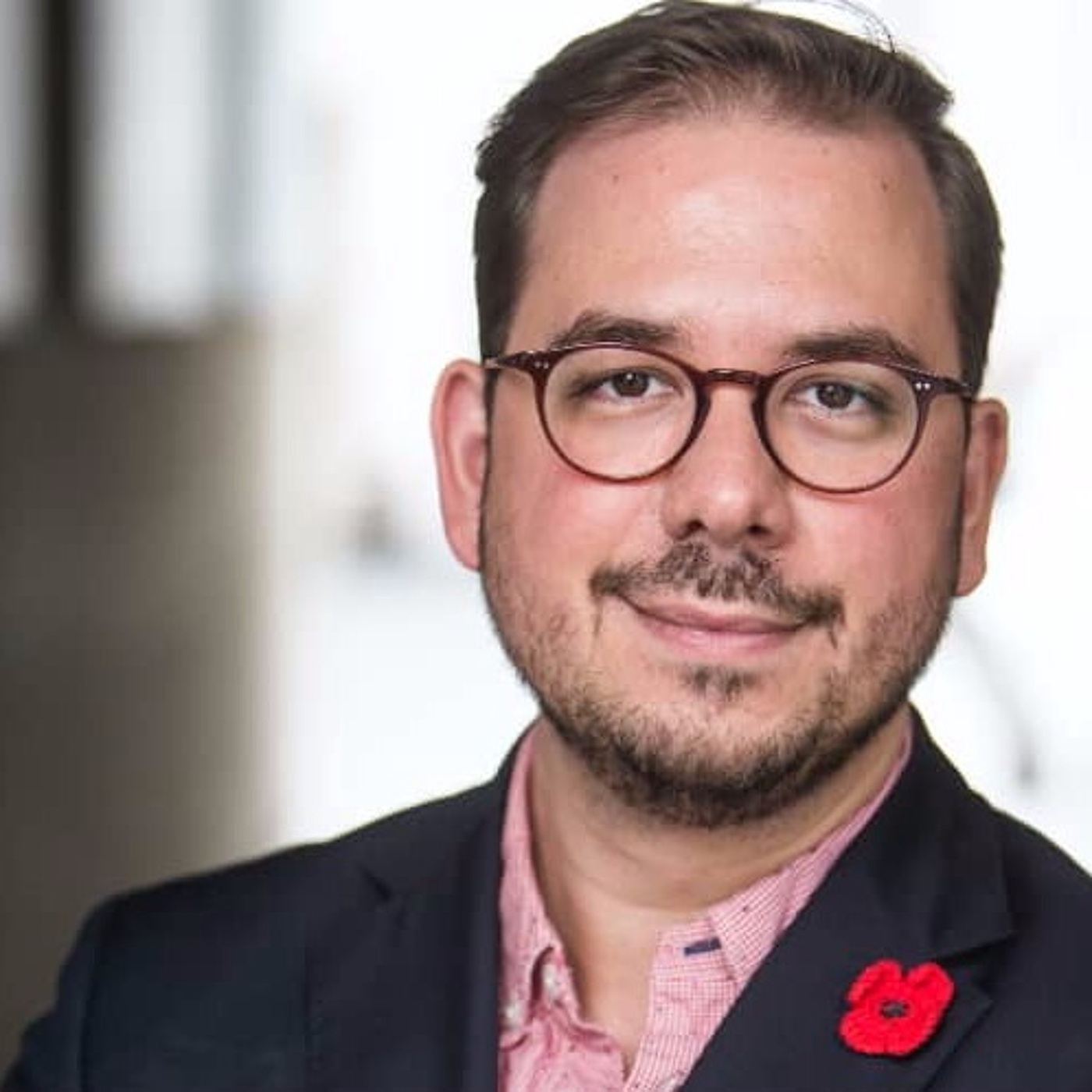 Folge 82: Maxim Nohroudi, wie sieht der ÖPNV der Zukunft aus?