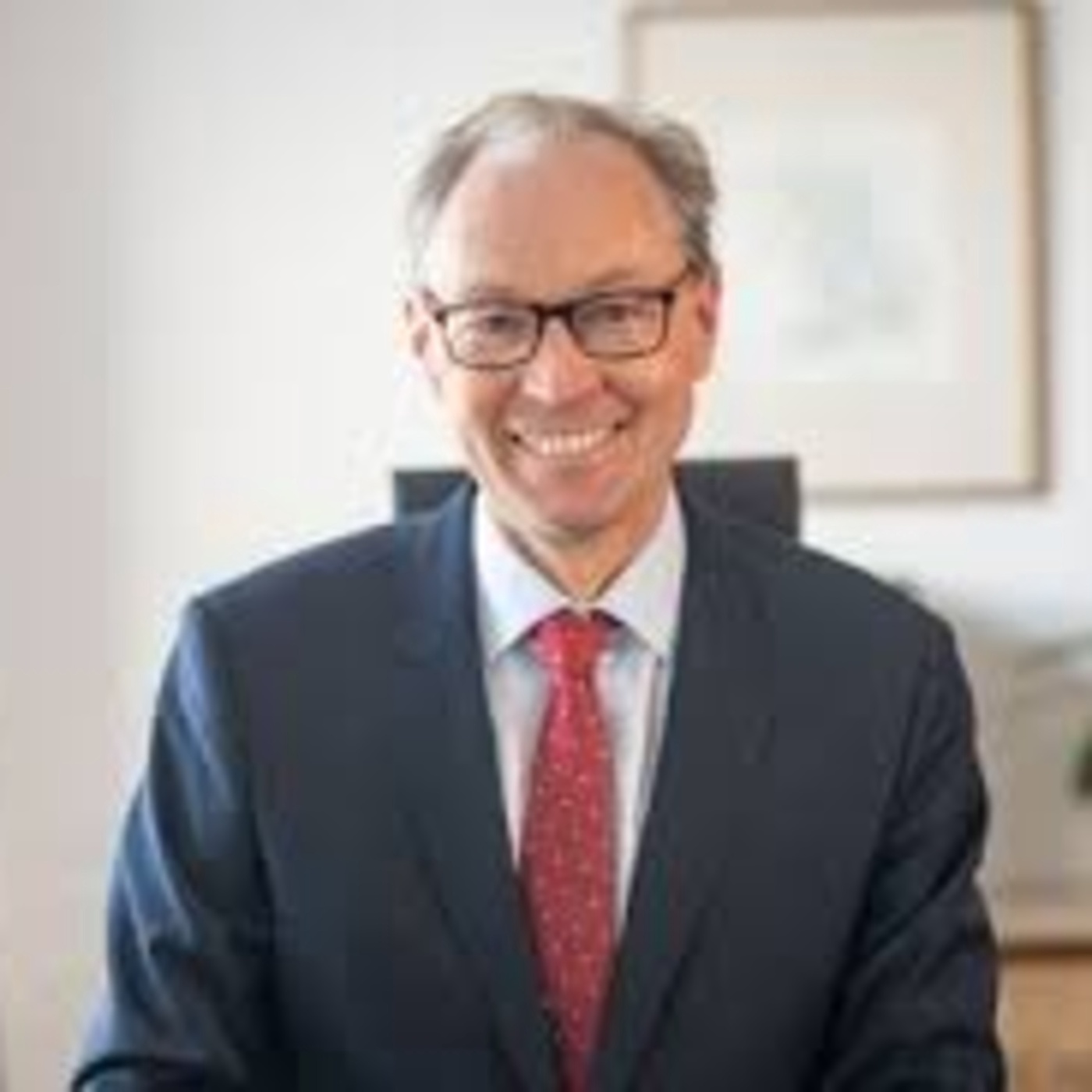 Notar Arno Sauberer über Wichtiges Rechtliches zum Thema Testamentsspenden