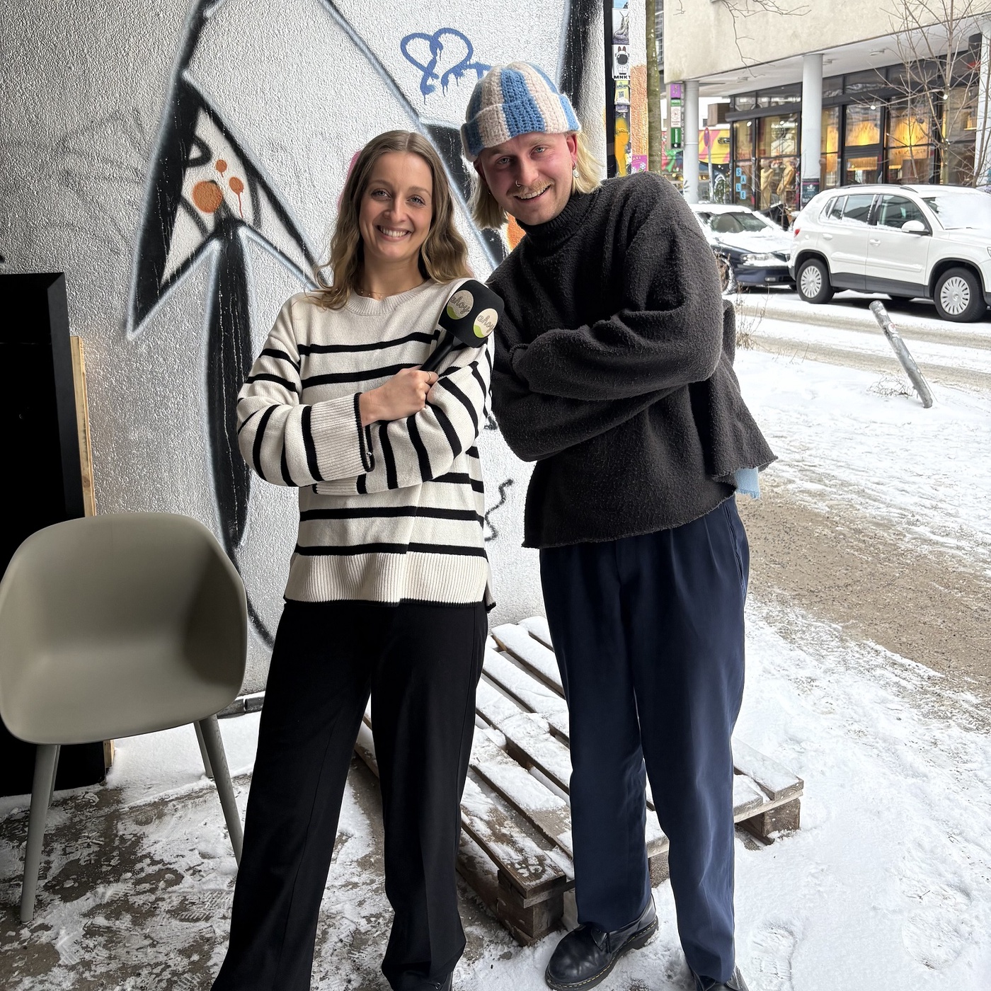 Dolphin Love bei ahoy Radio