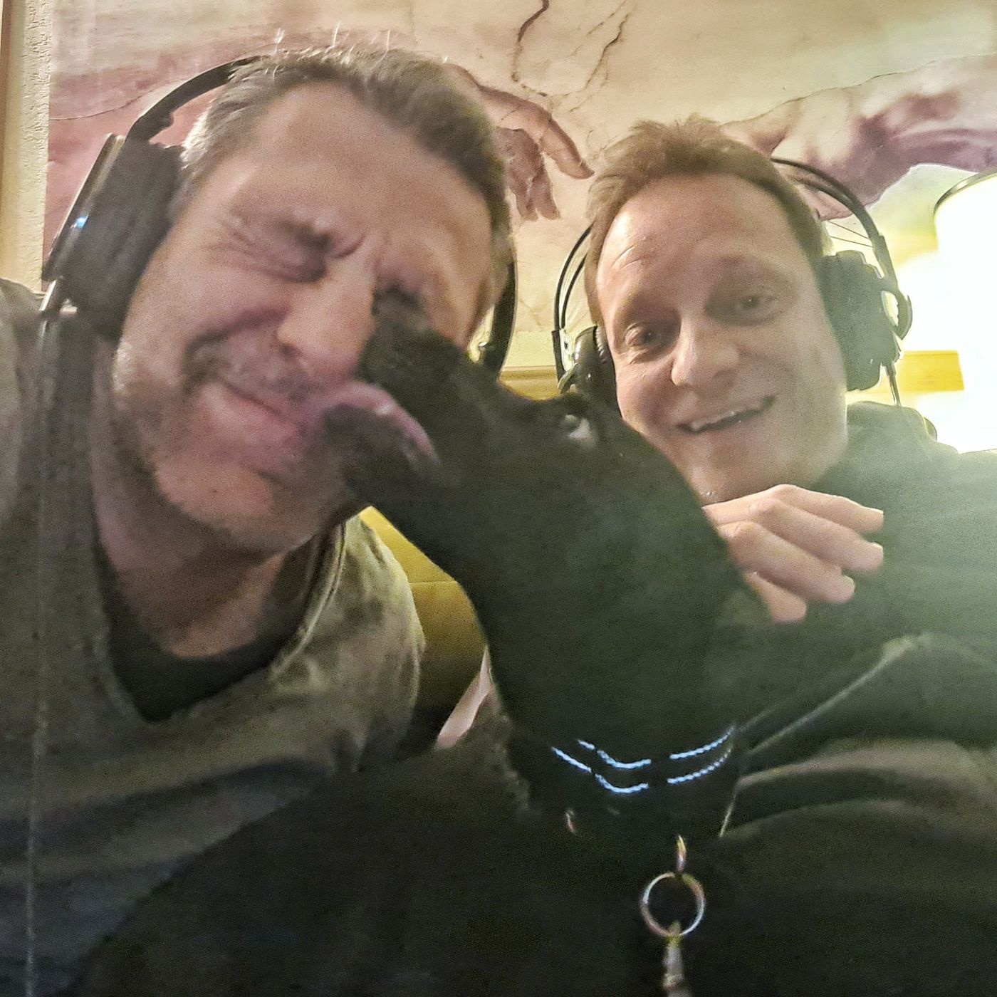 Laó & Linho (31): Firmennamen und schlimme Sätze