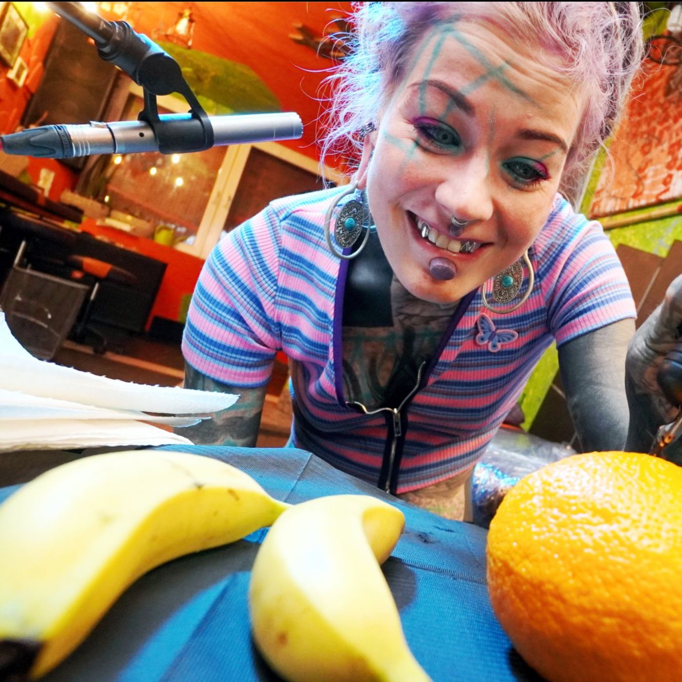 Anuskatzz - TATTOO artist future?  I ink fruits // female ASMR