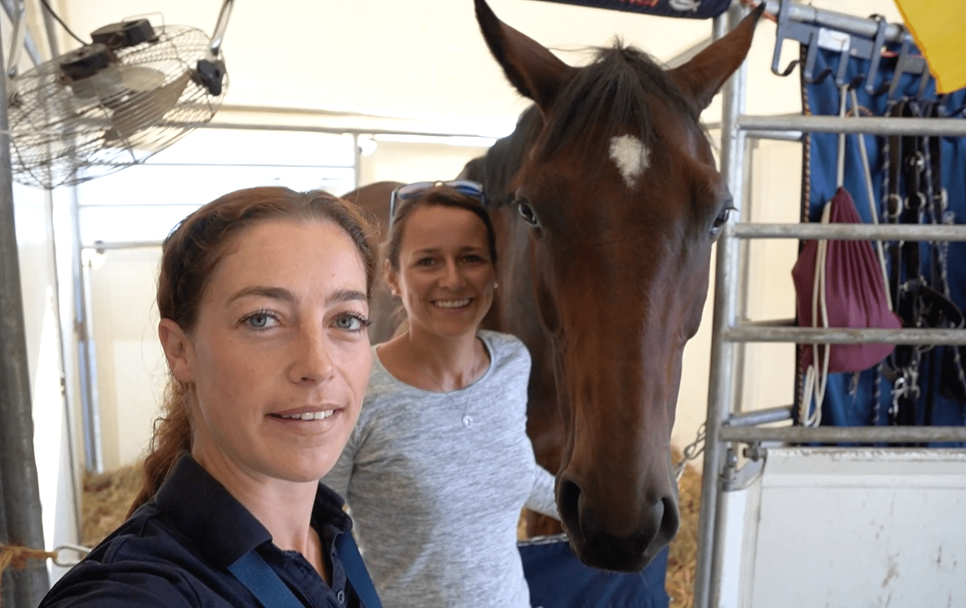 #5 – Ein Blick hinter die Kulissen vom Stall Michael Jung – mit Lena Steger!