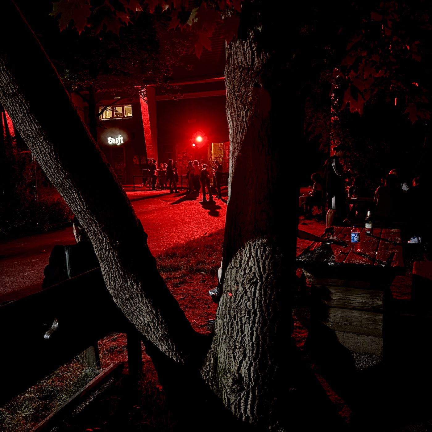 ohm - the infinite dérive