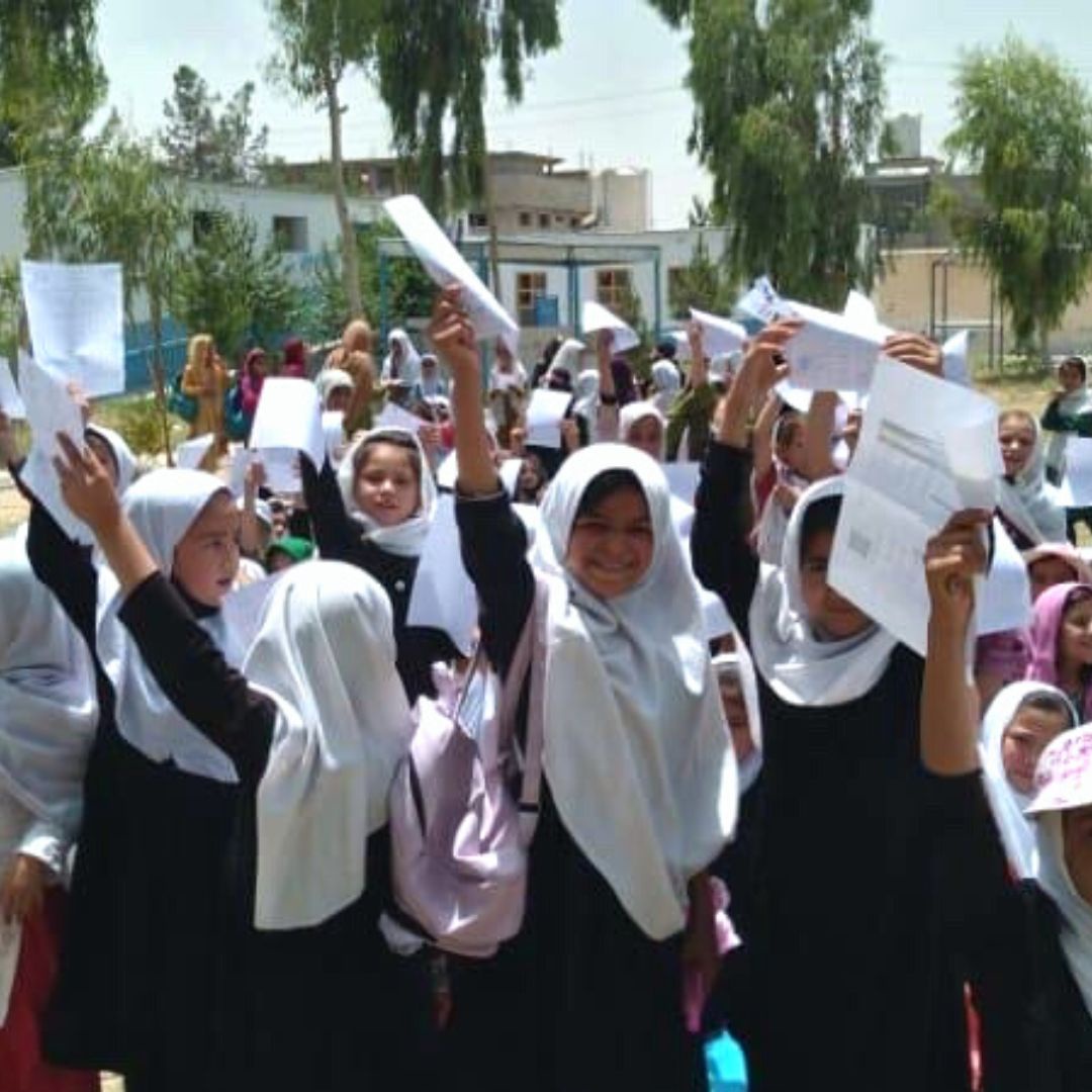Hoffnung für die Zukunft Afghanischer Mädchen