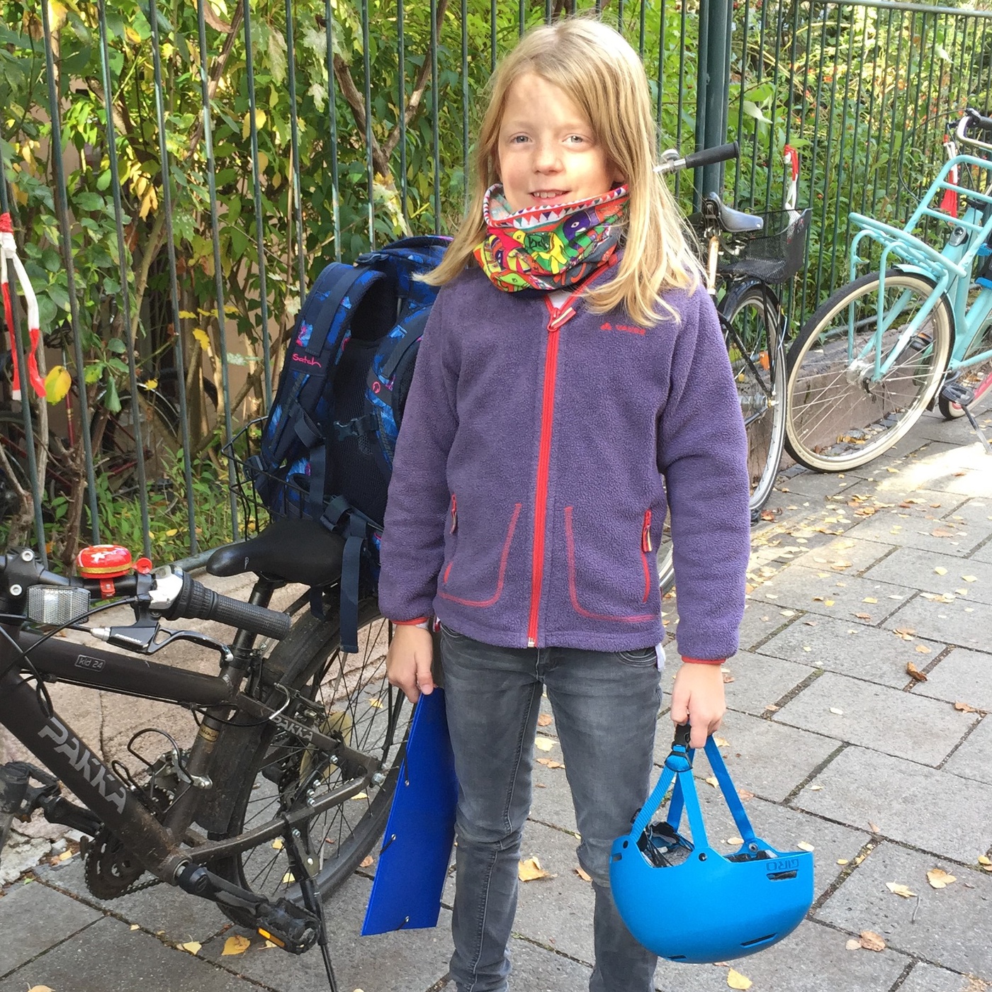 Pro & Contra: Mit dem Fahrrad oder den öffentlichen Verkehrsmitteln in die Schule?