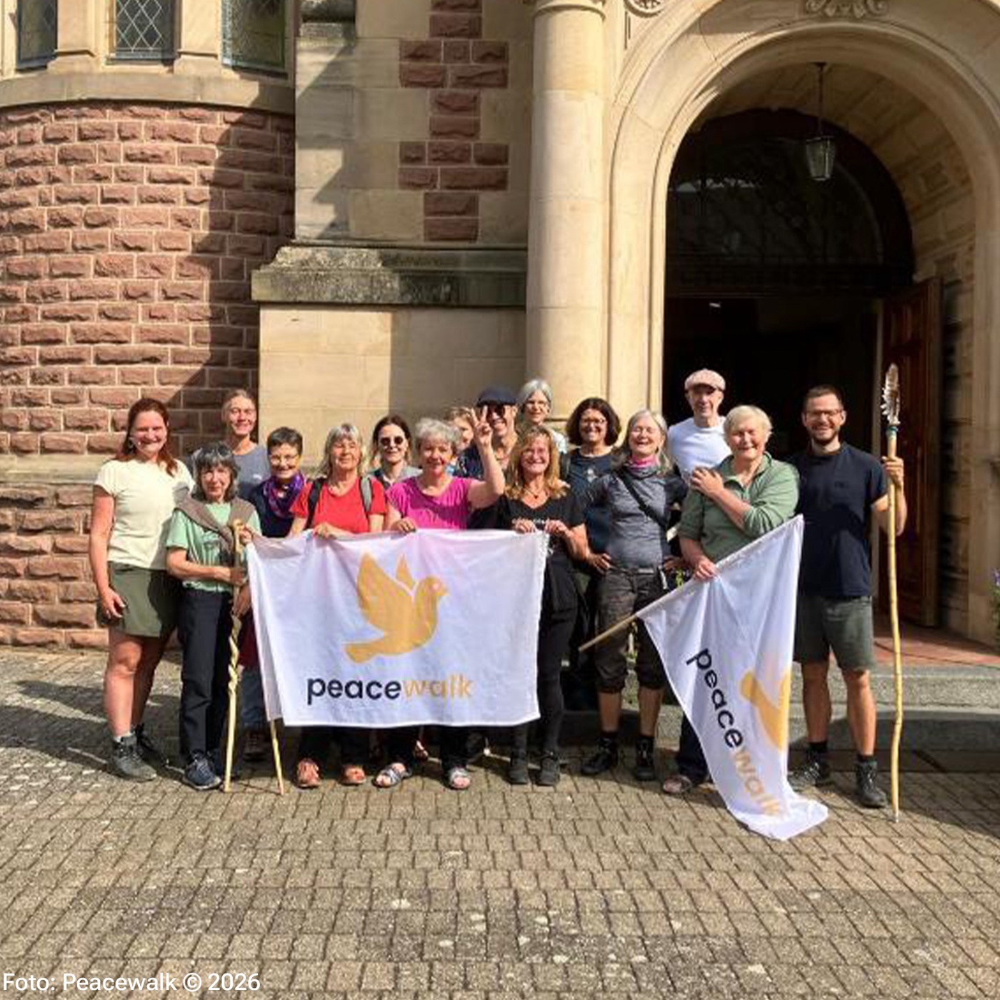 Laufend unterwegs für den Frieden: Der Peacewalk von Holland bis Jerusalem
