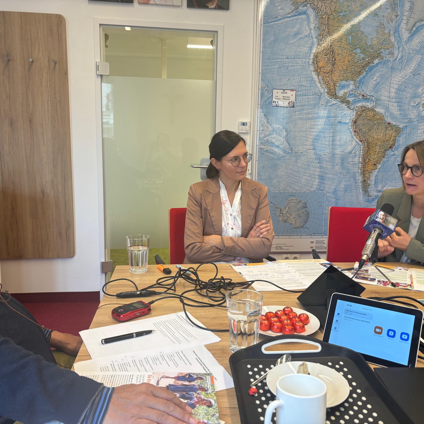 Monika Ségur-Cabanac und Lucia Beier über das Projektmanagement von missio