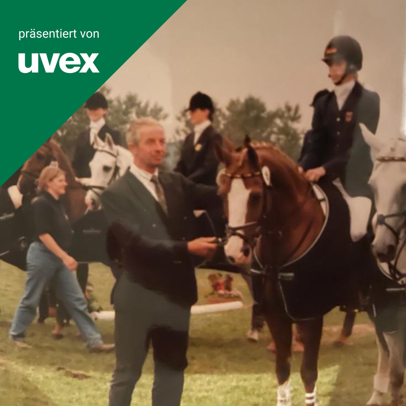 STAFFEL 3 Folge #17 – Anna Siemer über ihre Ponyzeit - Mit Gummistiefeln und dreckiger Reithose auf der Pony-EM