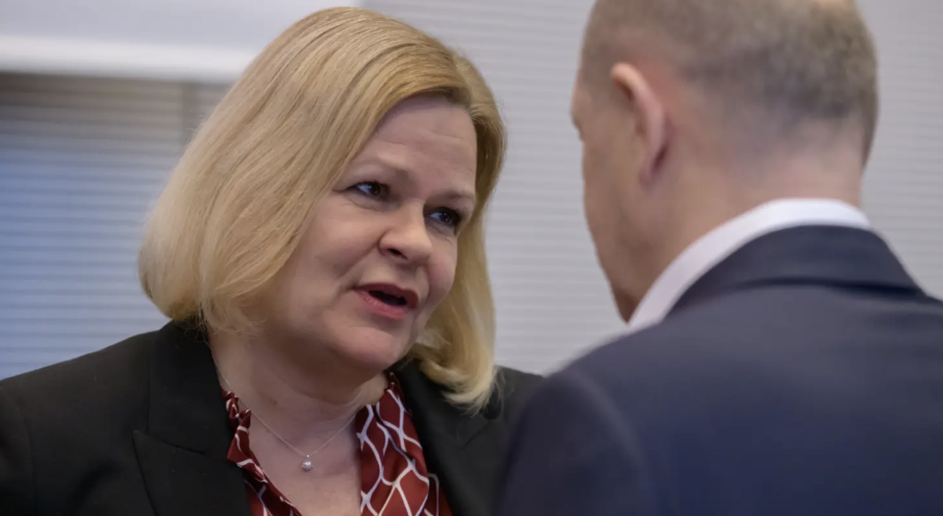 Compact-Versagen von Faeser: Wieso ist diese Frau als Innenministerin noch im Amt?