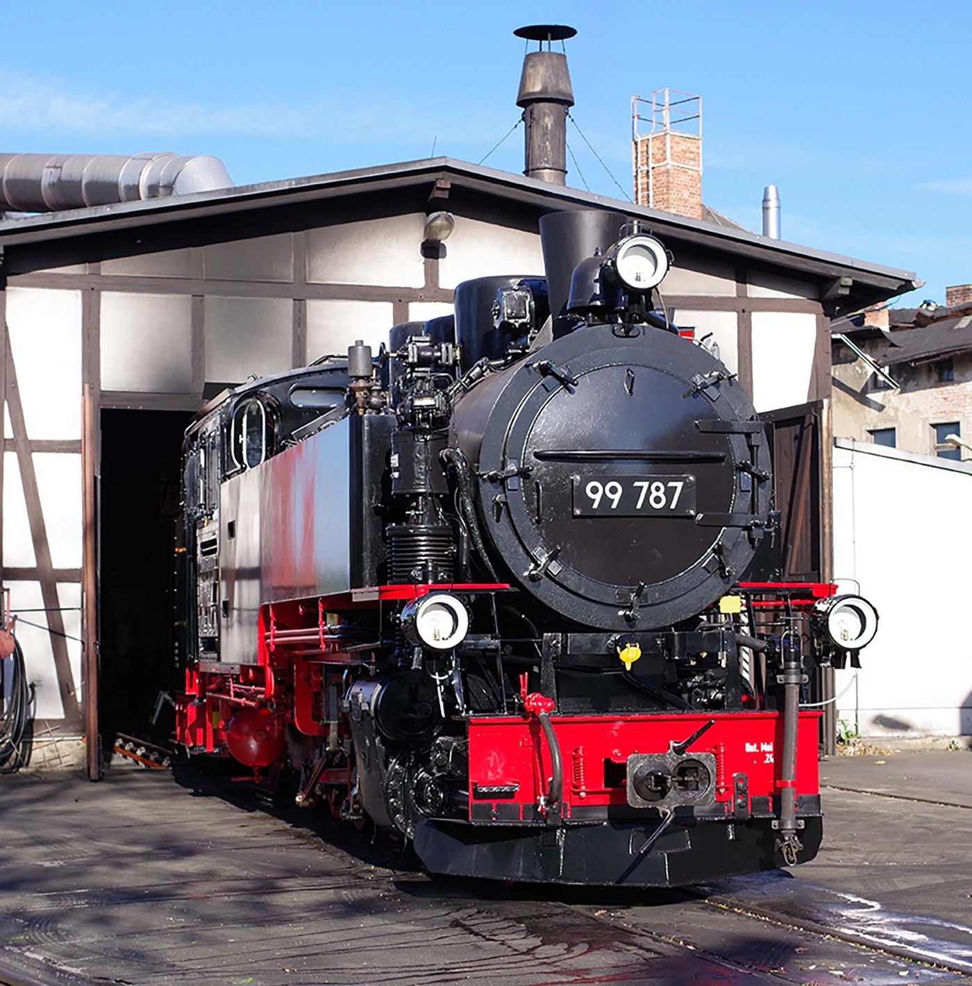 Mit Leichtöl-Feuerung über die Zittauer Schmalspurbahn