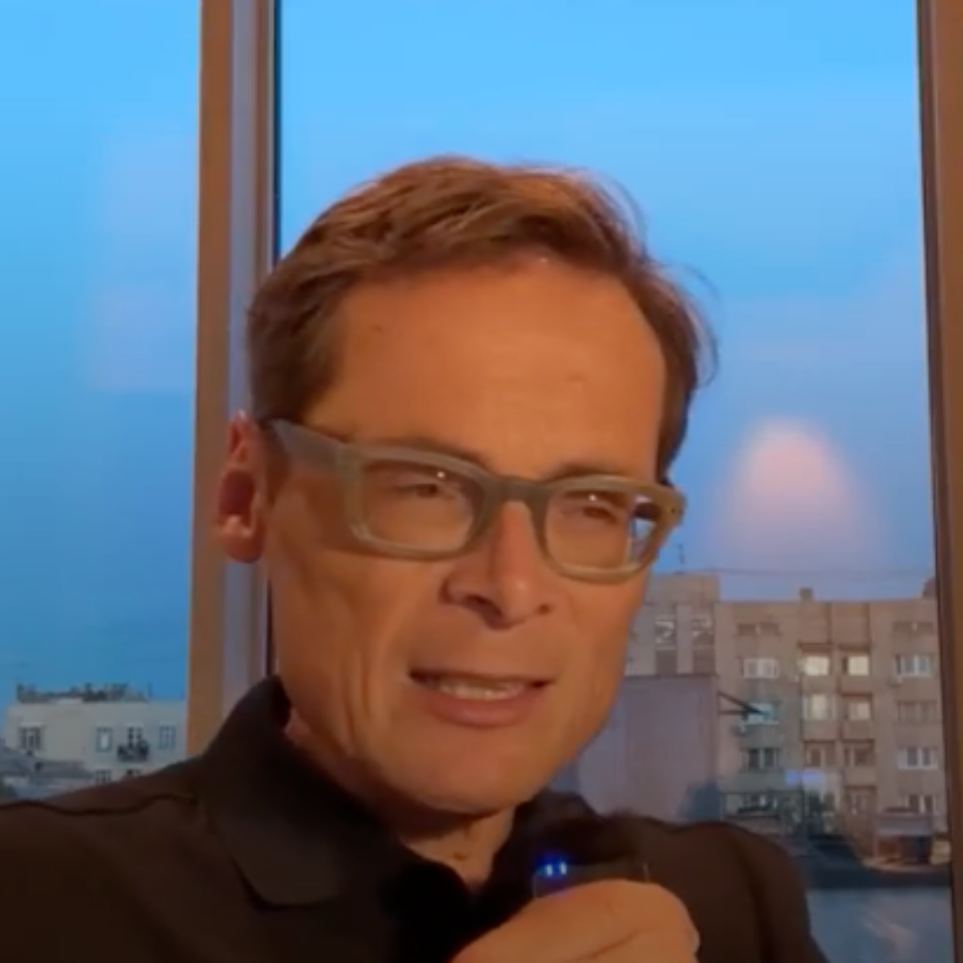 Selenskyj-Regime: Terror gegen Landsleute und Journalisten – Weltwoche Daily CH