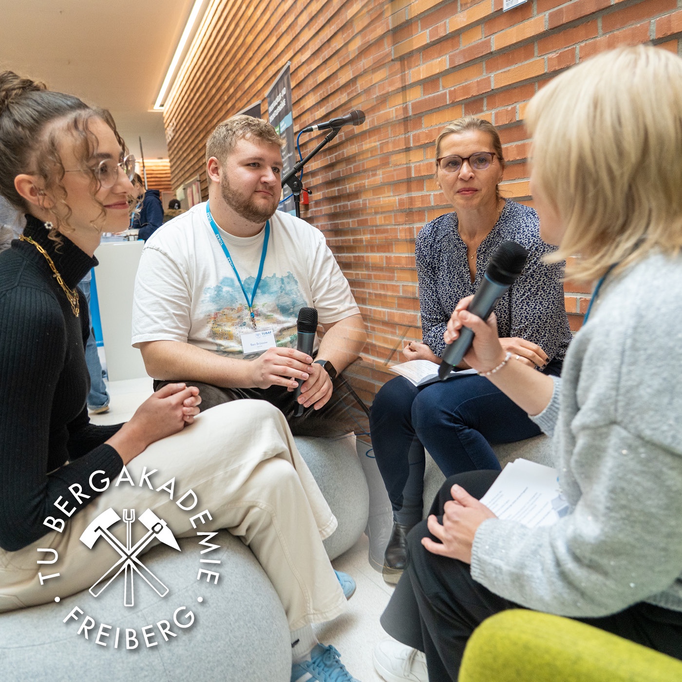 Die Ersti-Wochen starten: Was ihr über Kellerbingo, Vorkurse und Beratungsangebote wissen müsst!