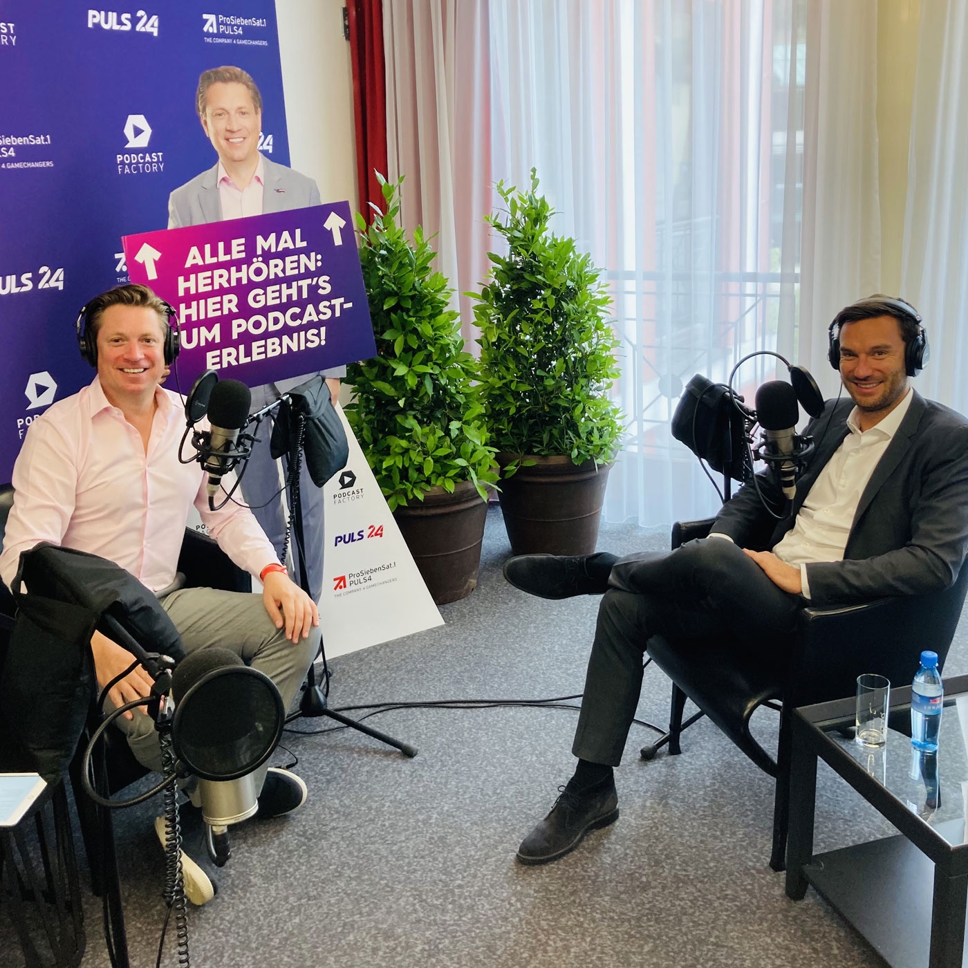 Walter Scherb (Geschäftsführer, S. Spitz GmbH) mit Michael Stix (CCO, ProSiebenSat.1 PULS 4)