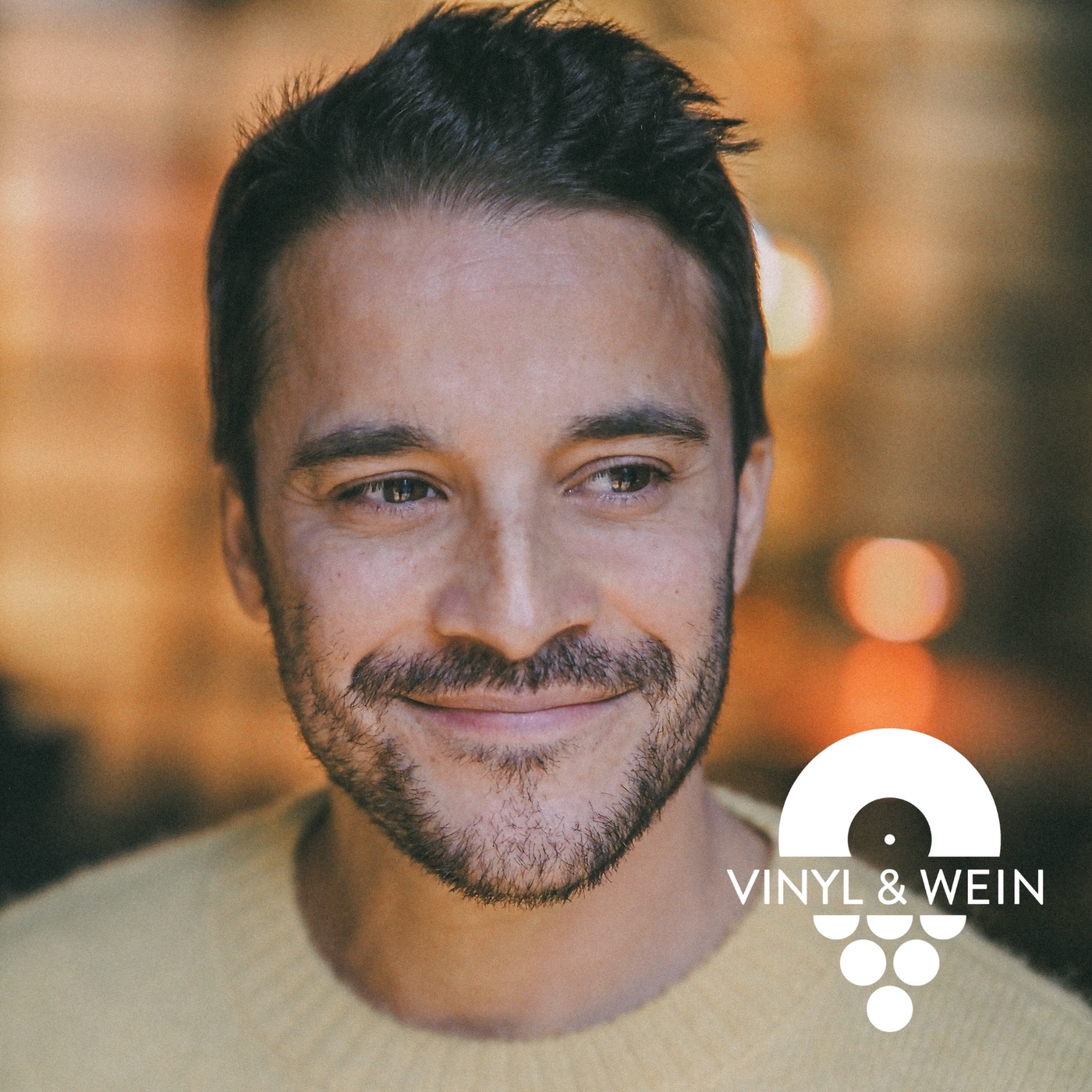 Kostja Ullmann – Über Filmrollen, Heimat und eigenen Wein