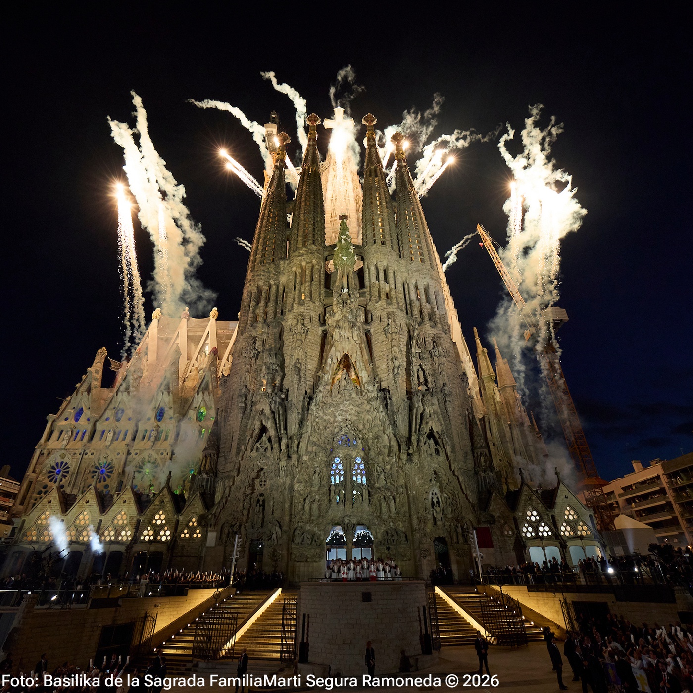 Papst Leo weiht Jesusturm der Sagrada Família in Barcelona ein