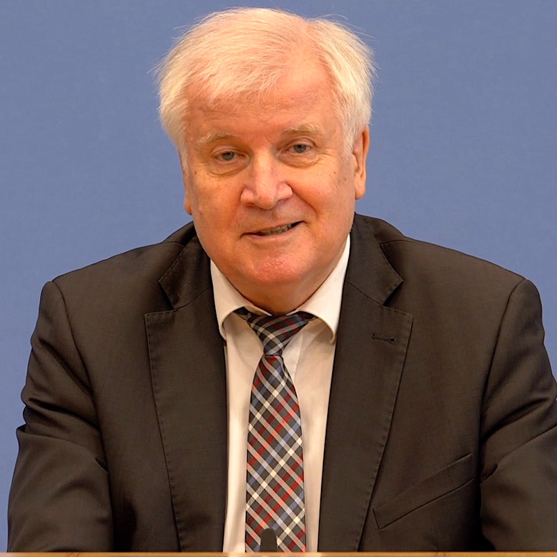BPK - Seehofer zur aktuellen Migrationslage - 20. Oktober 2021