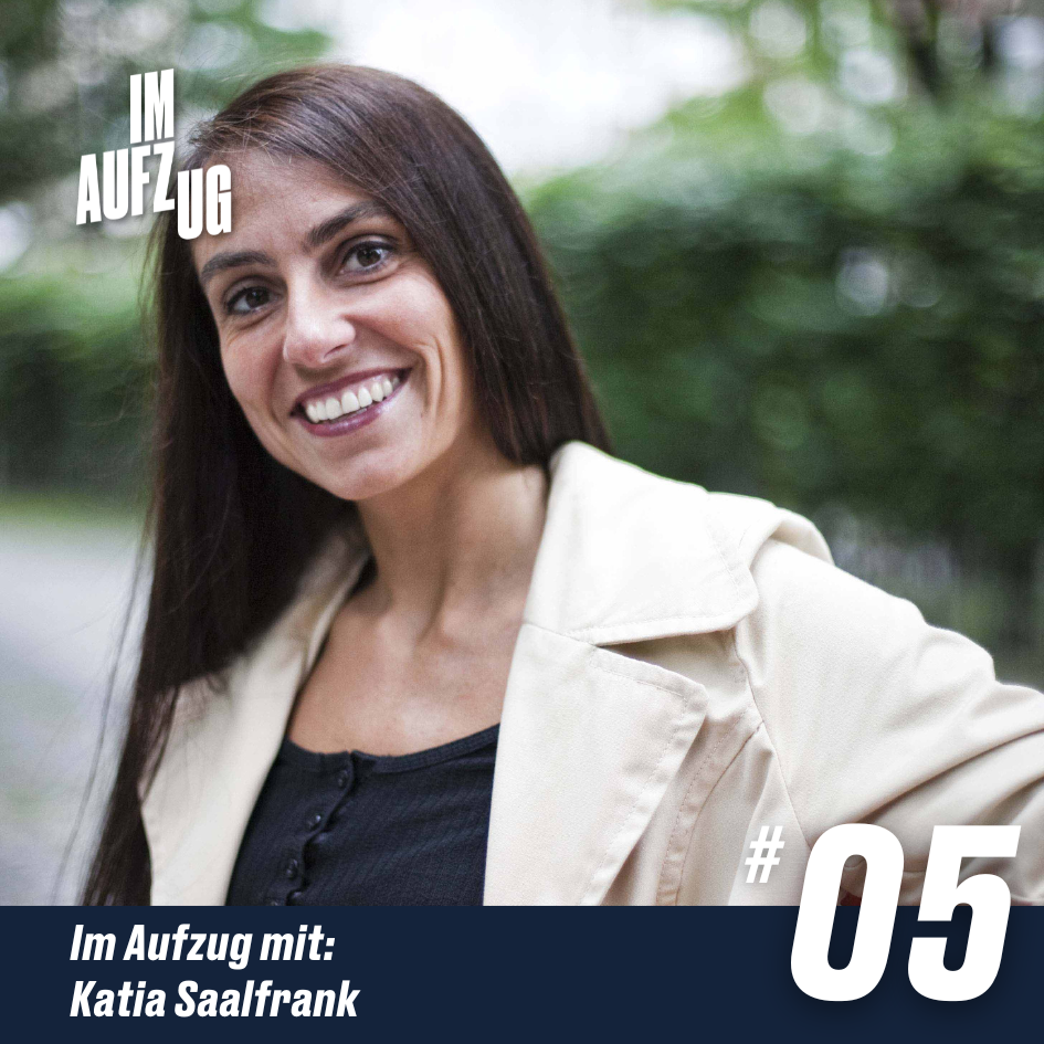 Im Aufzug mit Katia Saalfrank
