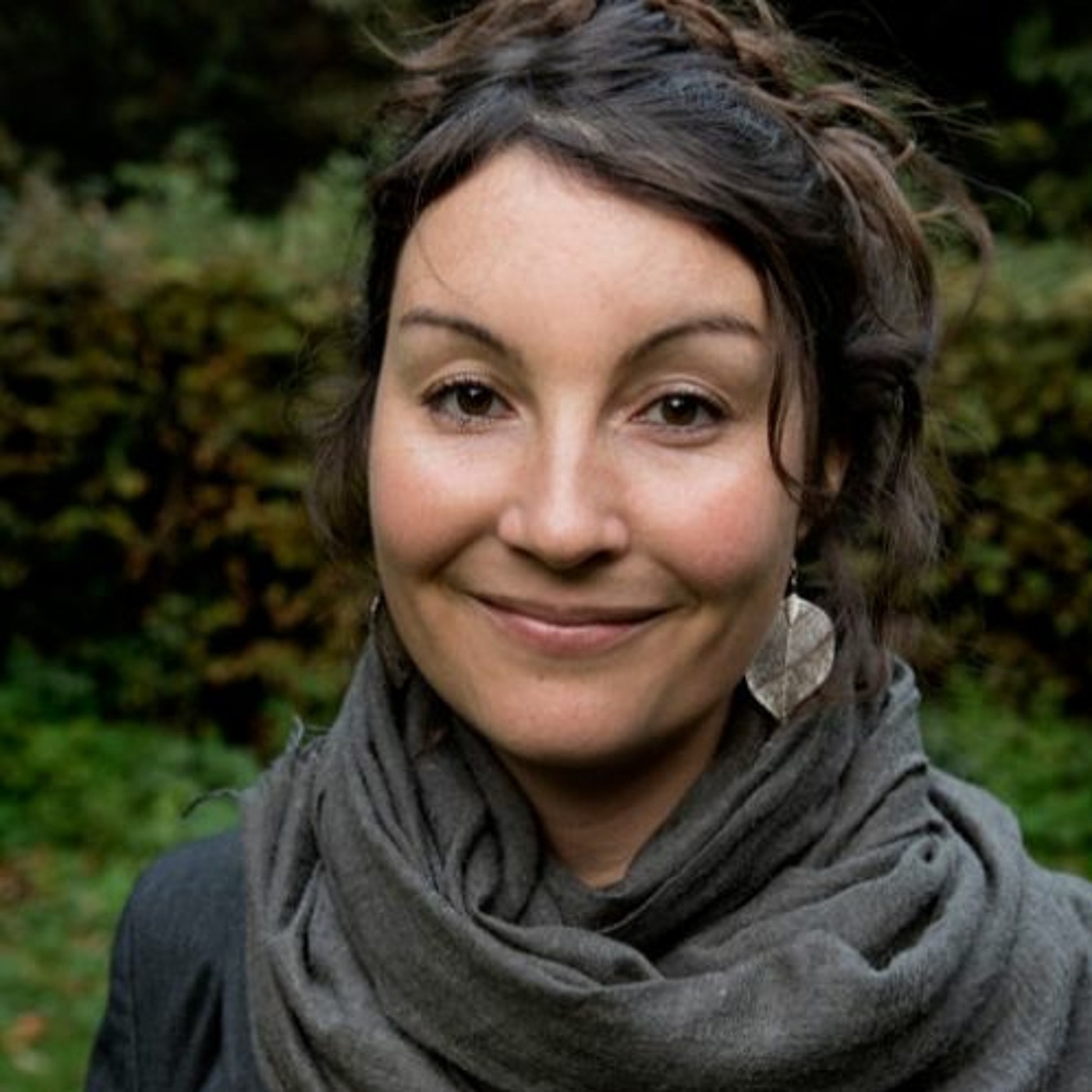 Wie geht achtsame Erziehung? Experteninterview mit Familientherapeutin Anne