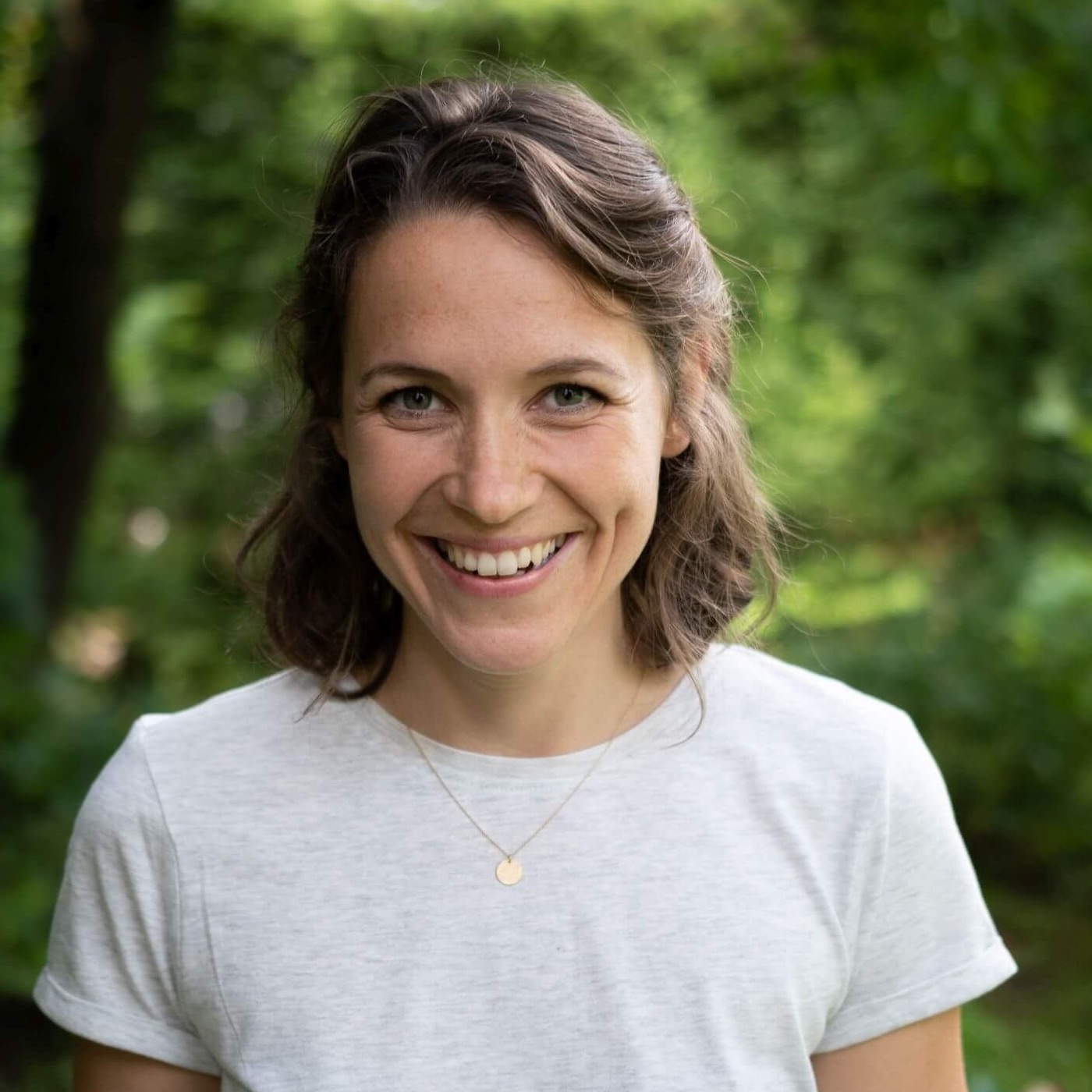 Wie können wir mit Bewegung mental stärker werden? Interview mit Mindful Movement Coach Theresa Wolf