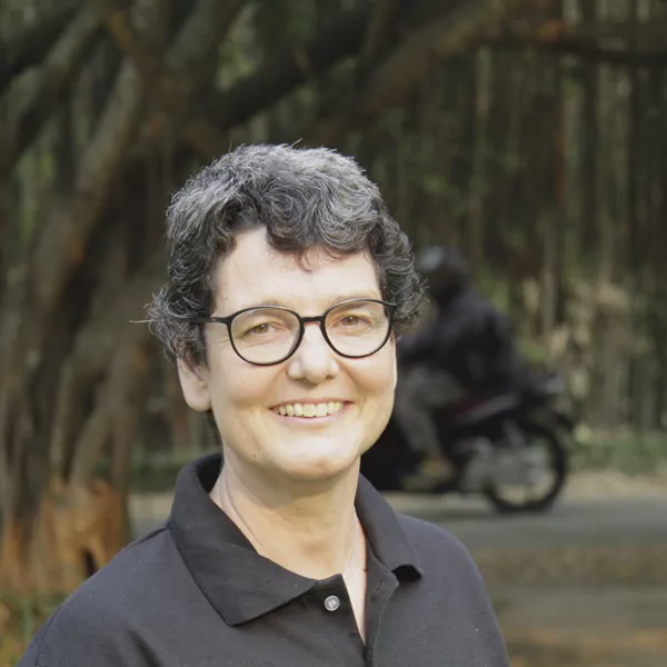 Ein Hoffnungsgrundstück für Straßenkinder auf den Philippinen 🇵🇭✨ | mit Wiebke Schmidt-Holzhüter