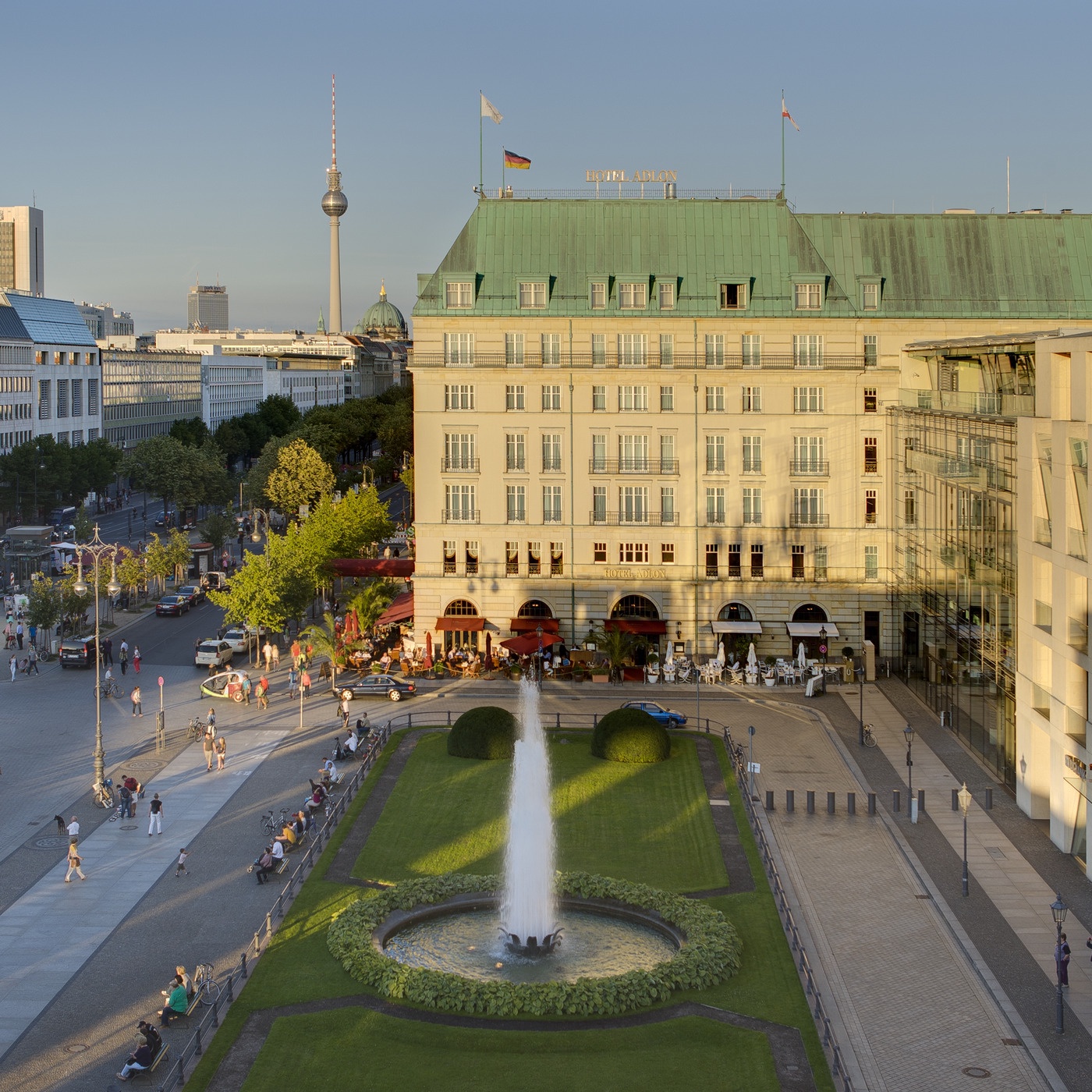 Unter den Linden: Ein Spaziergang entlang des Prachtboulevards