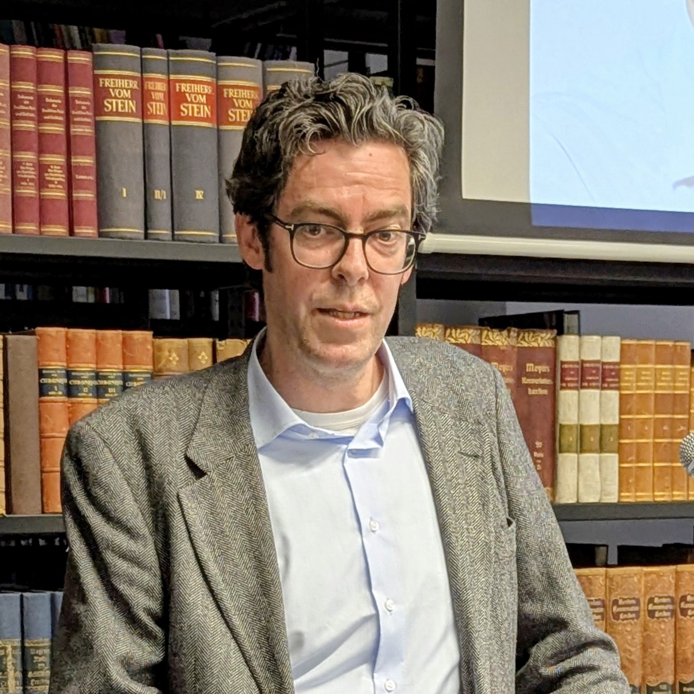 Ferdinand Knauß: Der gelähmte Westen