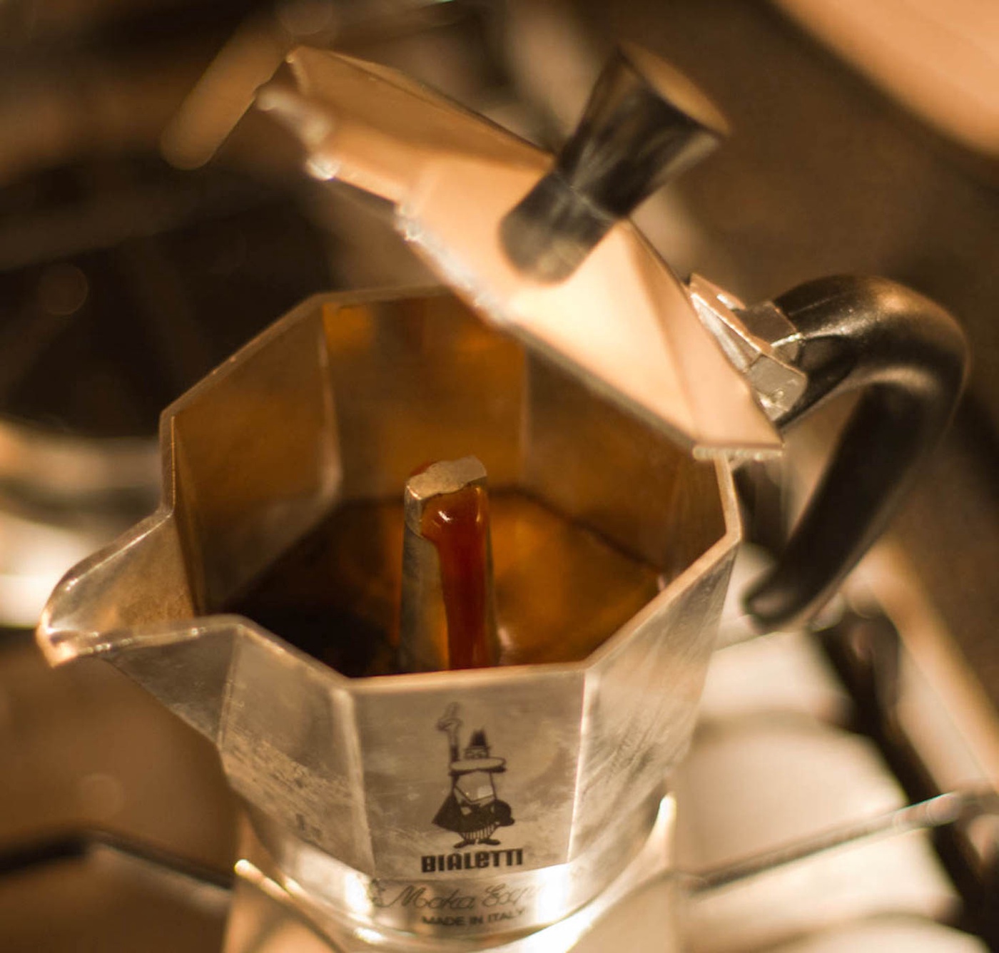 Moka: Aufstieg und Krise der italienischen Kaffeekultur