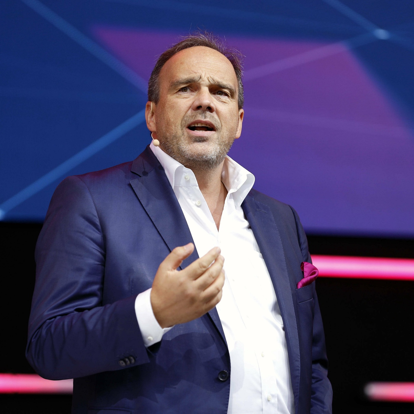 Telekom-Vorstand Rickmann: Wie Digitalisierung beim Klimaschutz hilft