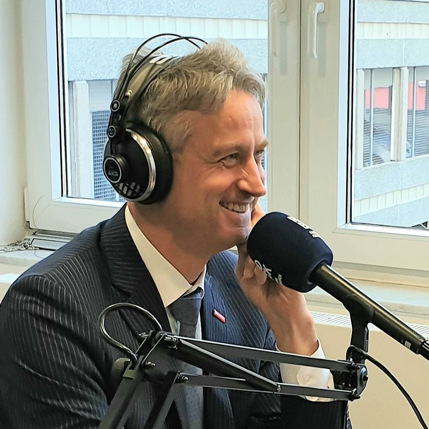 Wollen wir uns nicht mehr die Hände schmutzig machen, Herr Karst?