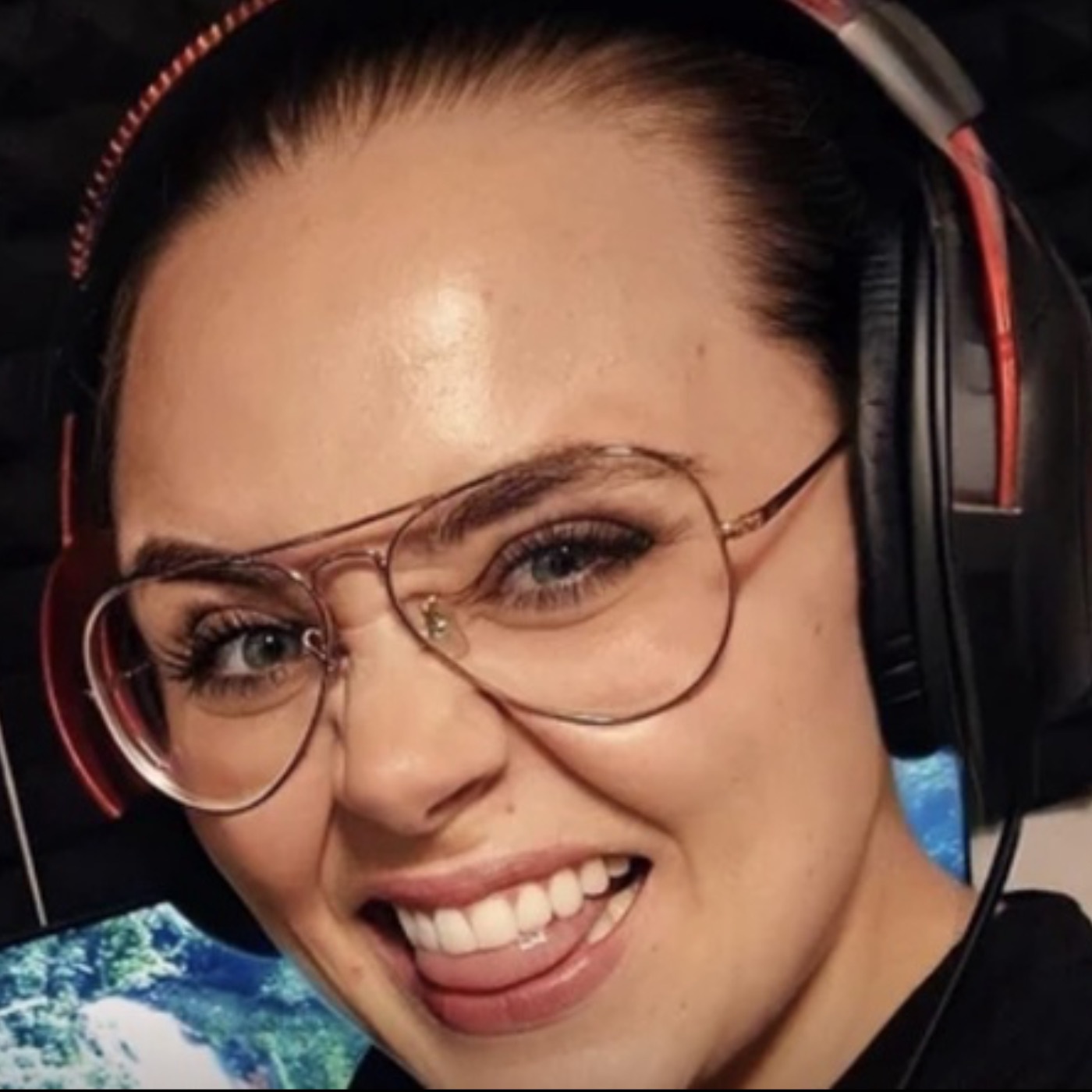 Episode 1 mit Laura