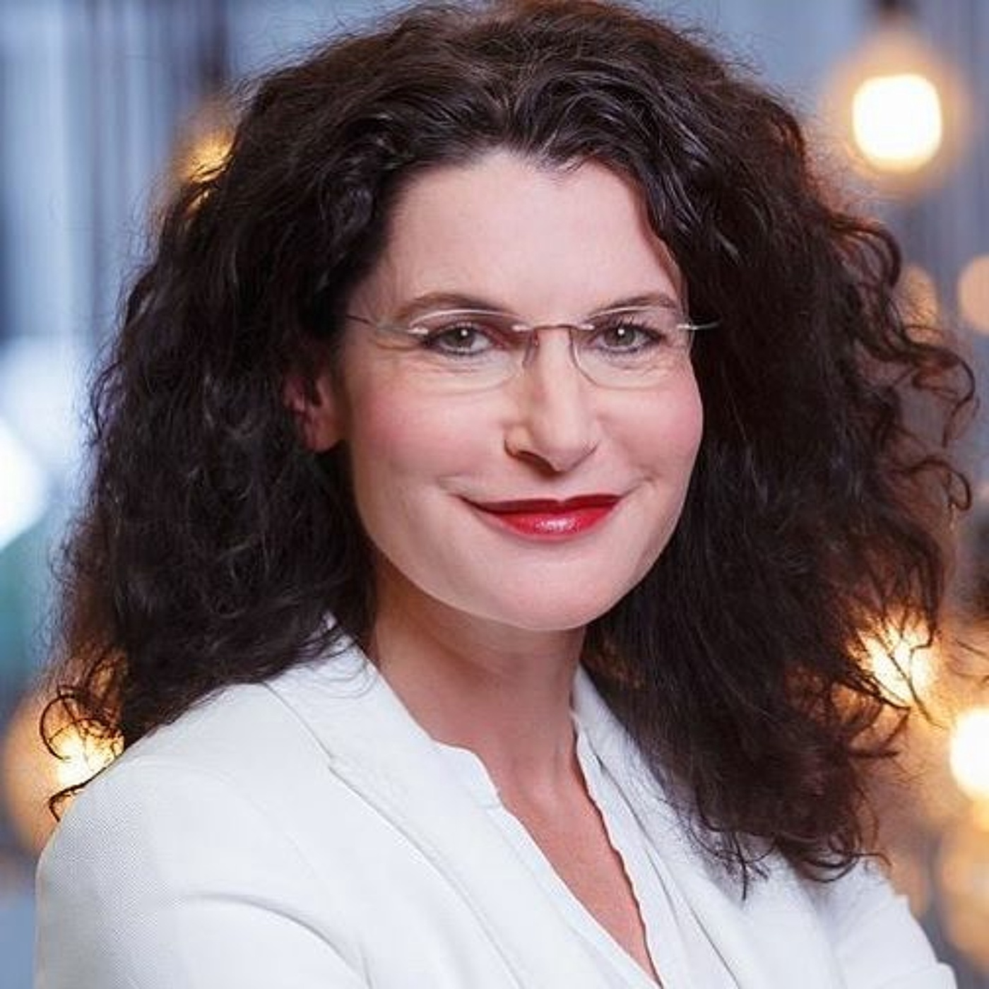 K#233 Douglas.de - auf dem Weg zur Plattform mit Tina Müller und Vanessa Stützle