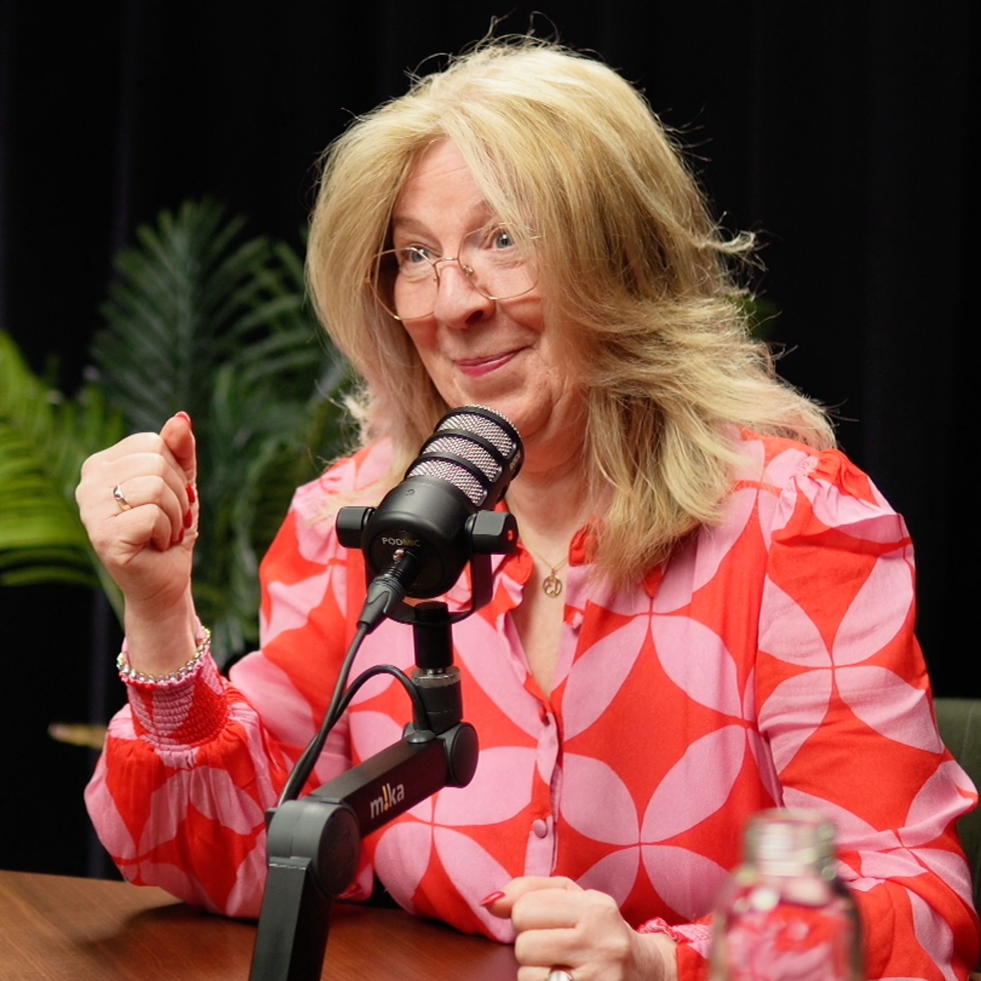 Maria Berndlmaier – Vom Bauernhof über das Banken-Hamsterrad in die ortsunabhängige Freiheit | (#0026)