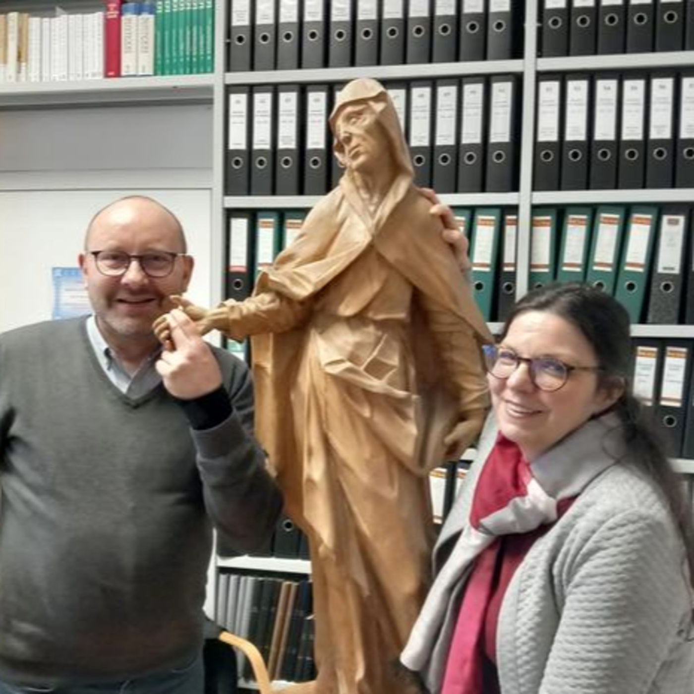 Archivar? Archiwie? Archiwo? Der Stephansdom und seine 