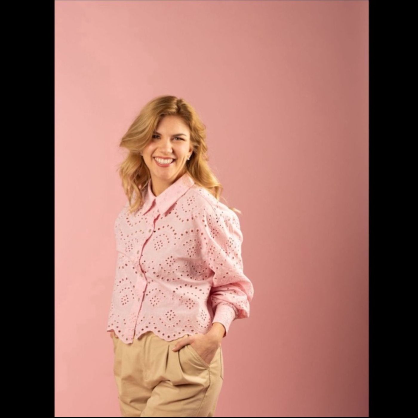 Wie wählt eine Lektorin im Verlag die Bücher aus? Interview mit Sarah Bohatschek von Goldegg über den Verlagsalltag