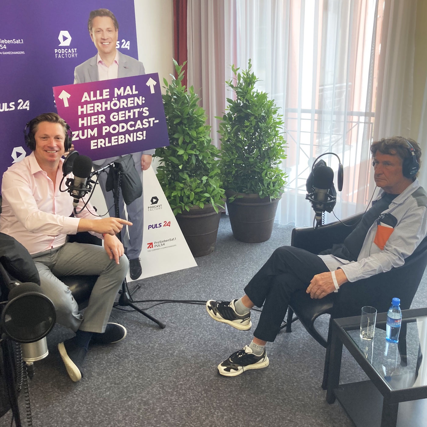 Peter Gastberger (Gründer & CEO, Hotel Scalaria) mit Michael Stix (CCO, ProSiebenSat.1 PULS 4)