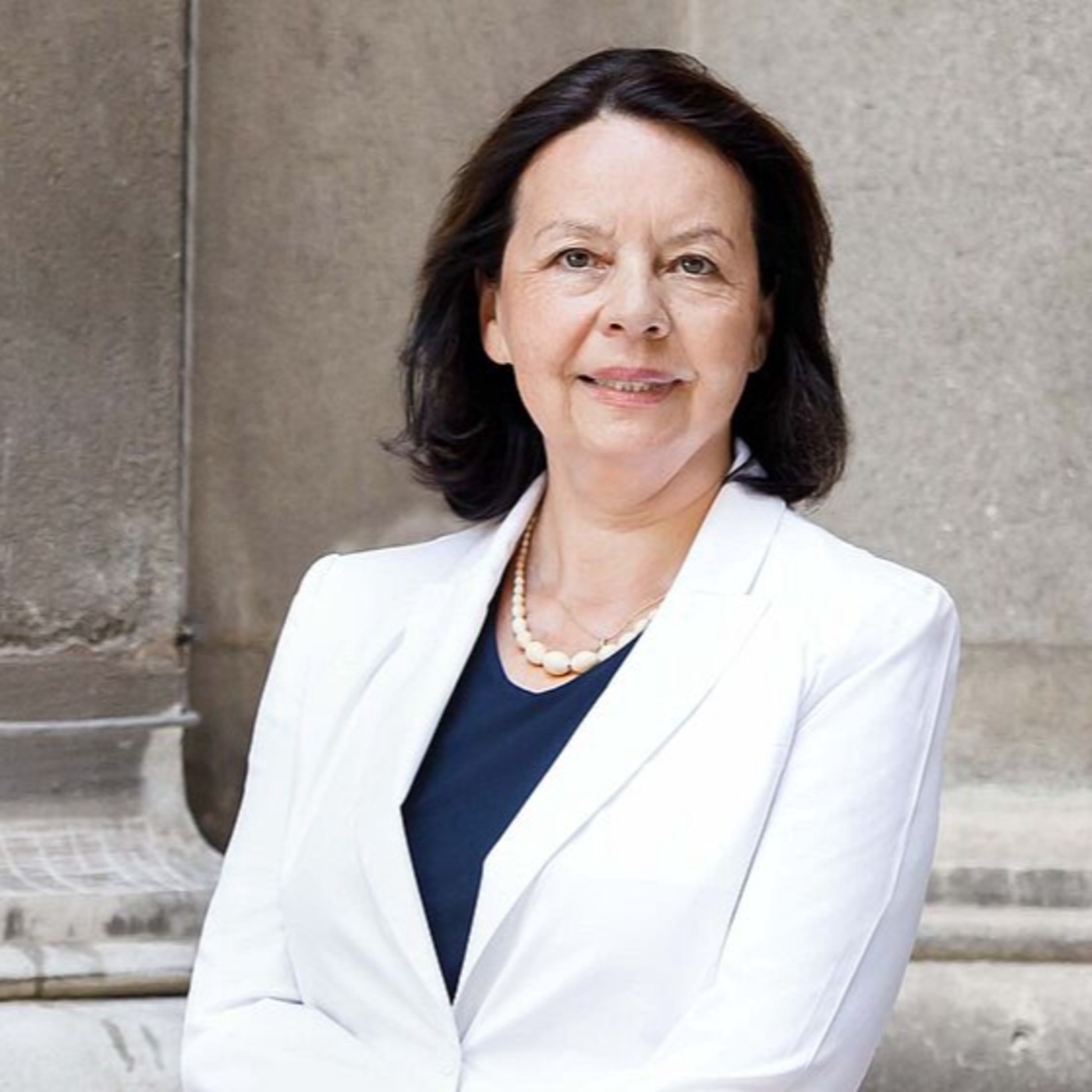 Red Wednesday: Ingeborg Gabriel über ihre Tätigkeit bei der OSZE