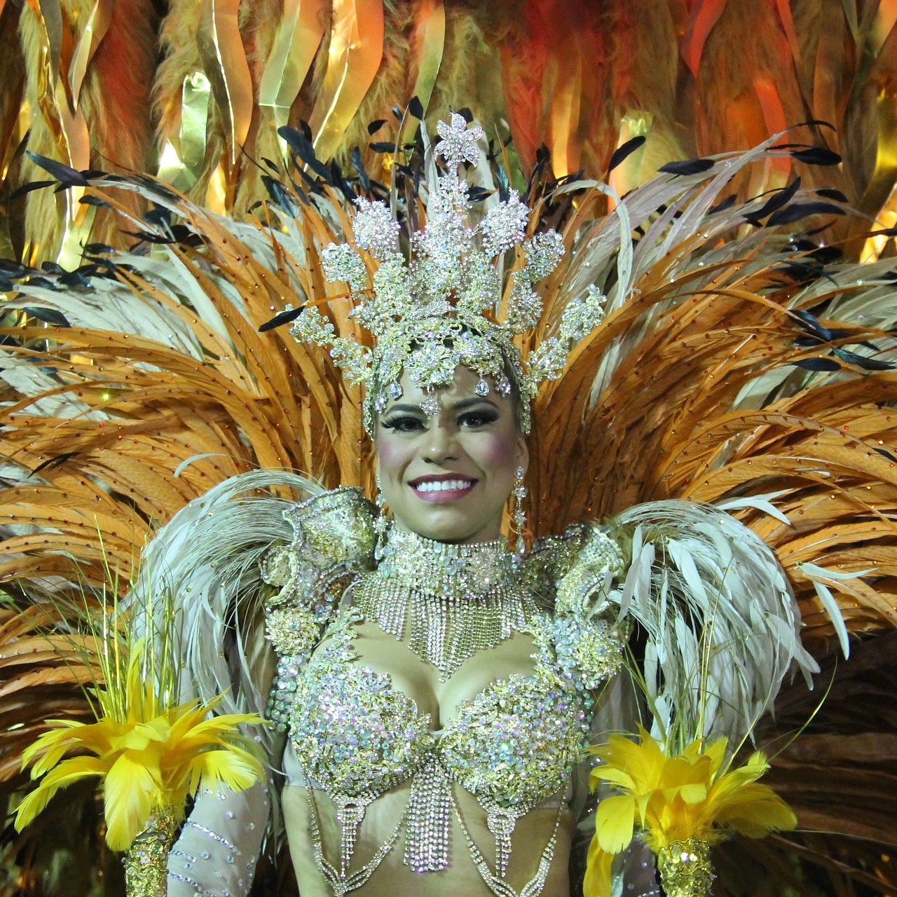 Bunt und laut: Karneval in Brasilien