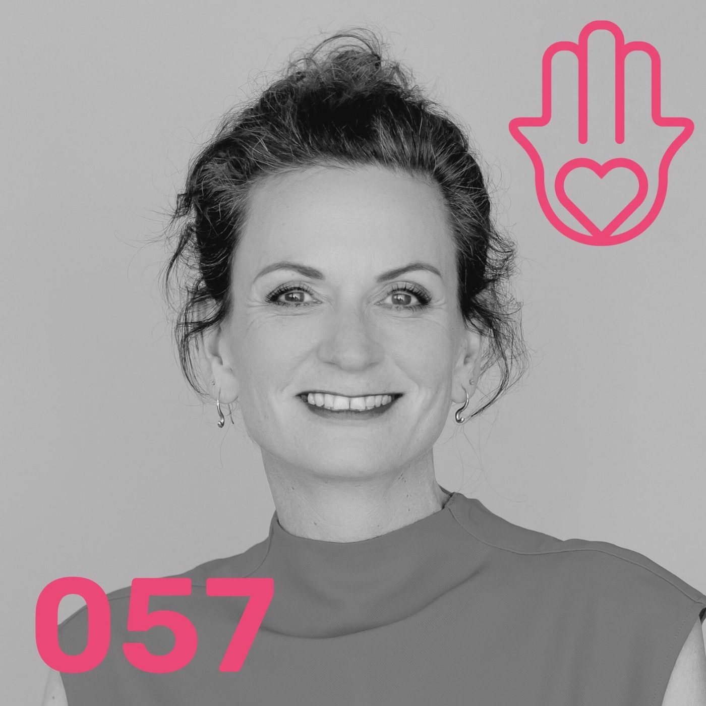 #57 Machtvolle Energiearbeit: Die Bandhas im Yoga – mit Nicole Bongartz