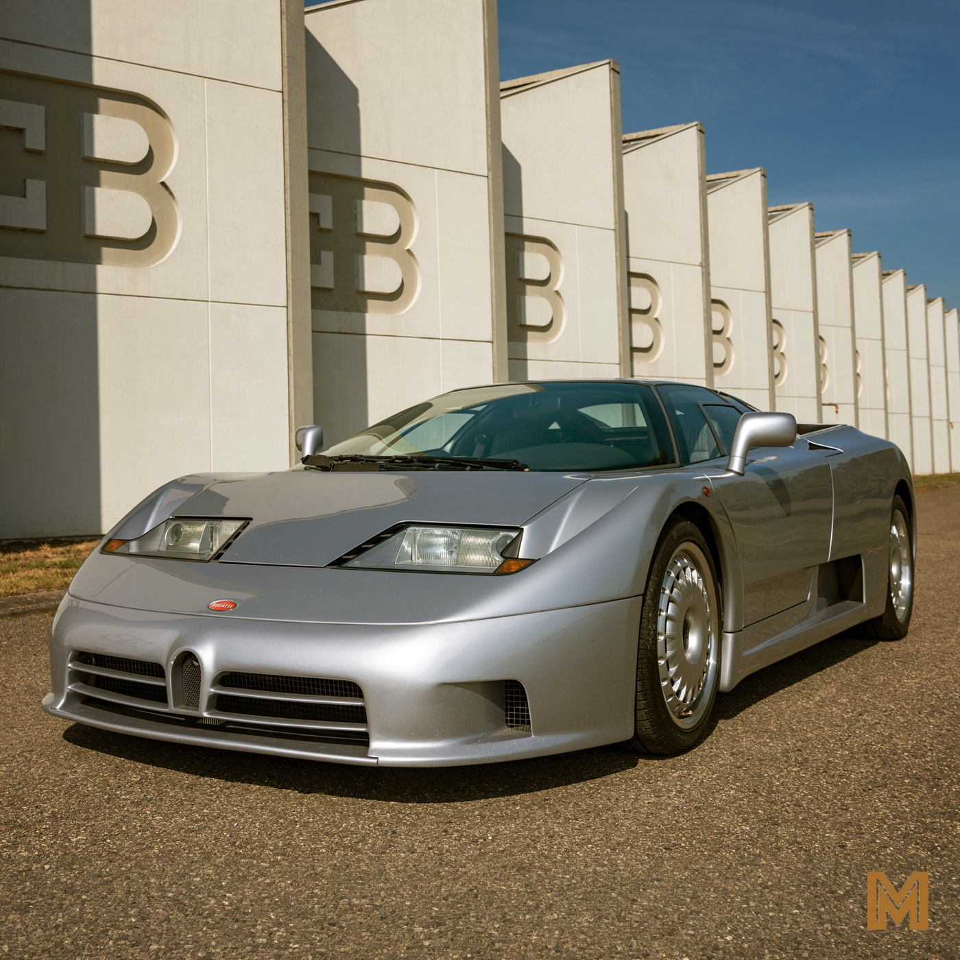 Der Bugatti EB110 – mit Julius Kruta