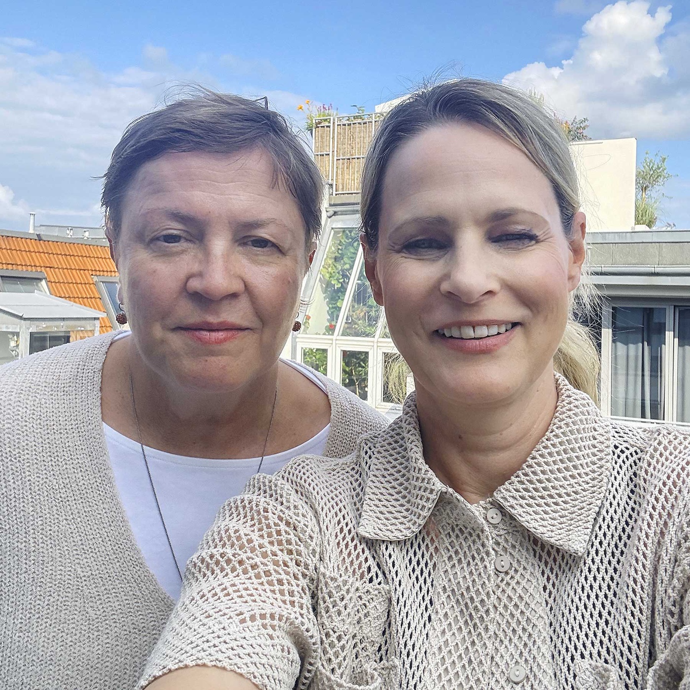 Journalistin und Autorin Anja Maier im Gespräch mit Antje Riis
