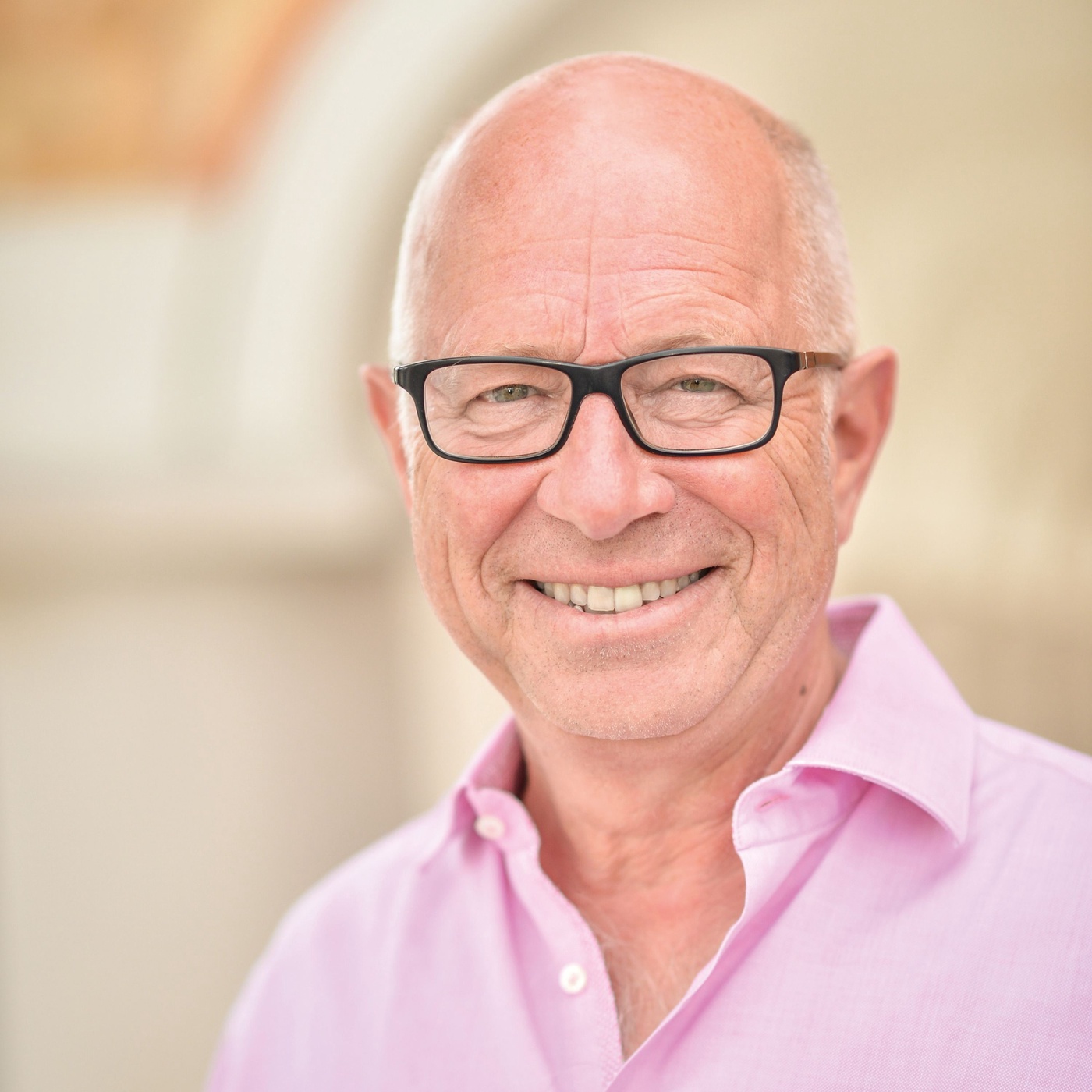 Was gibt Halt und Sinn in schwierigen Zeiten? SonnTalk mit Robert Betz