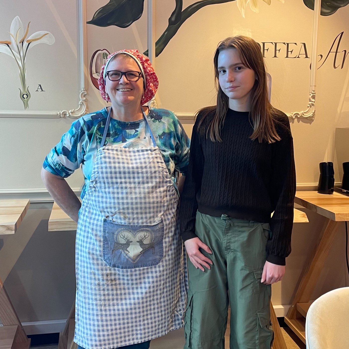 Stella entdeckt Kuchentratsch