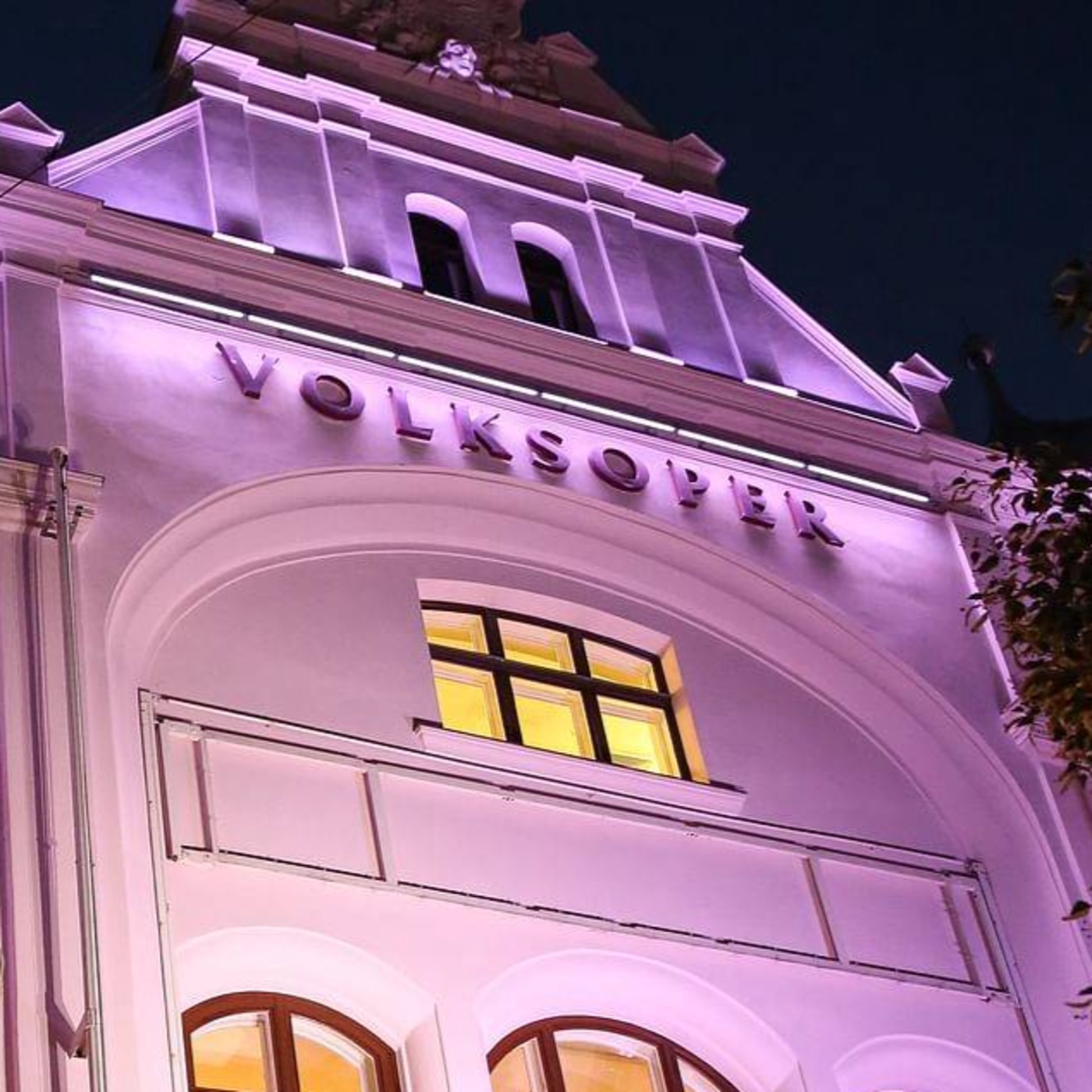 Volksoper: Alexandra Heil (Maskenchefin) & Marlene Weichselbaum (Lehrling Maskenbildnerin 3. Lehrjahr)