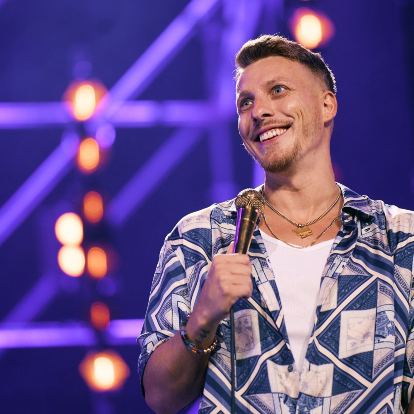 Über Comedy, Krisen und Kreativität – Felix Lobrecht zu Gast