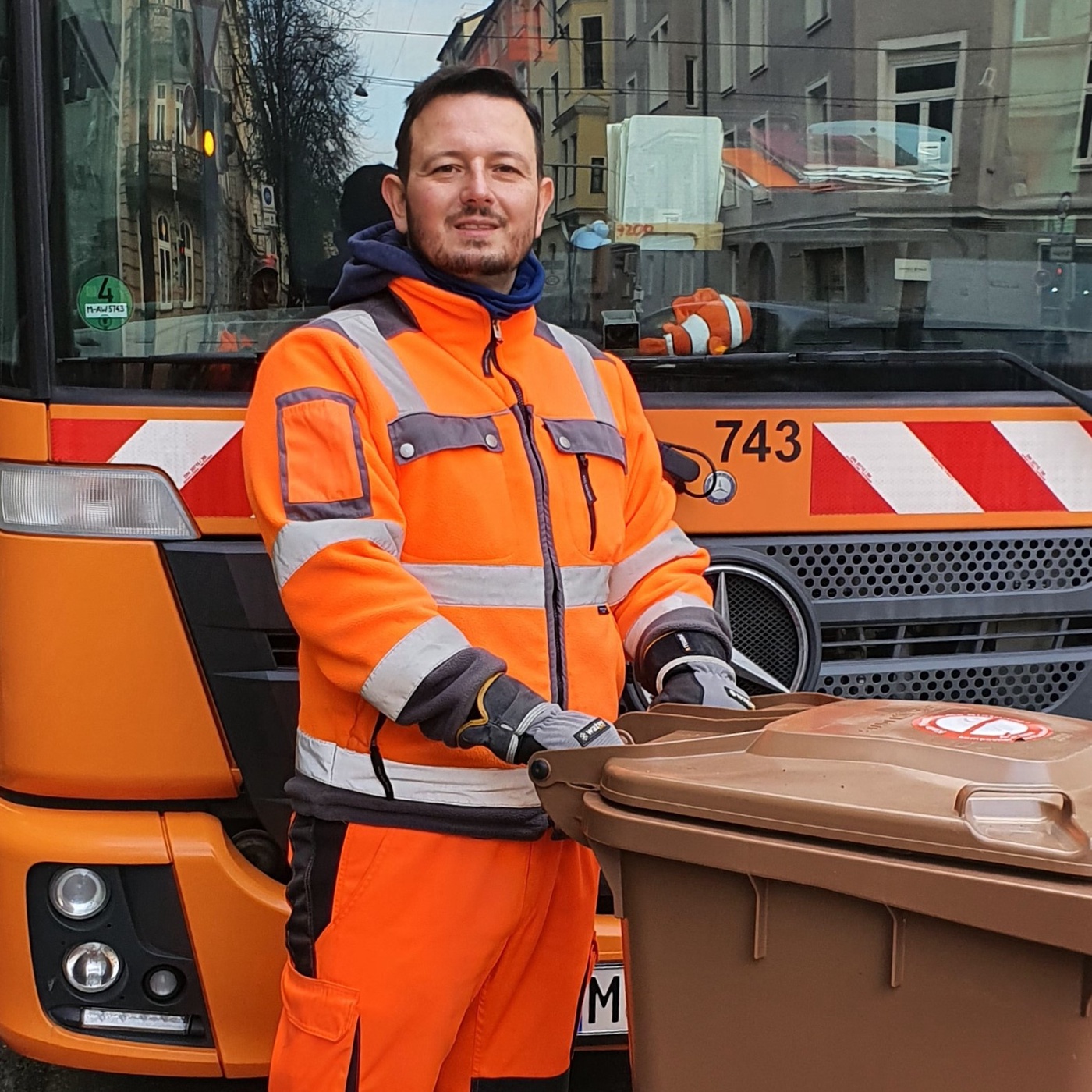 Mit dem Müllwagen durch die Straßen Münchens